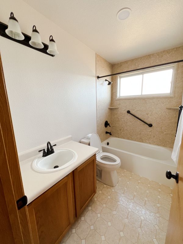Top Bathroom Remodeling Companies in Minooka, IL
